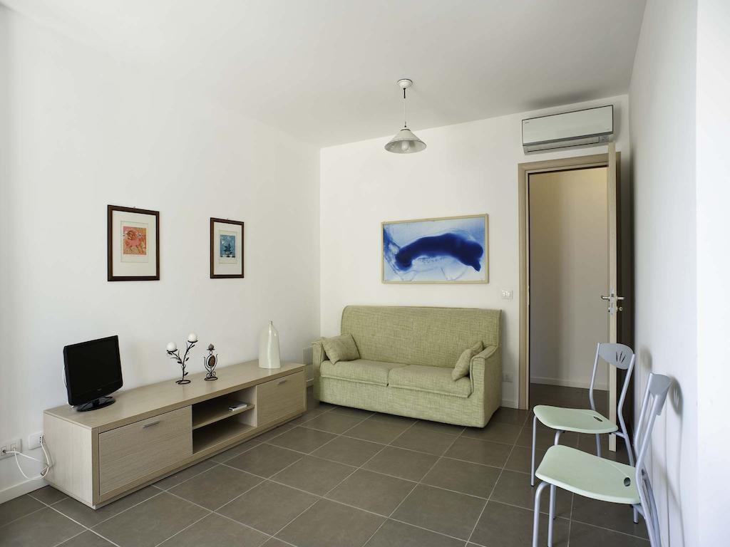 Апартаменти Dolce Mare Марина-ді-Модіка Екстер'єр фото