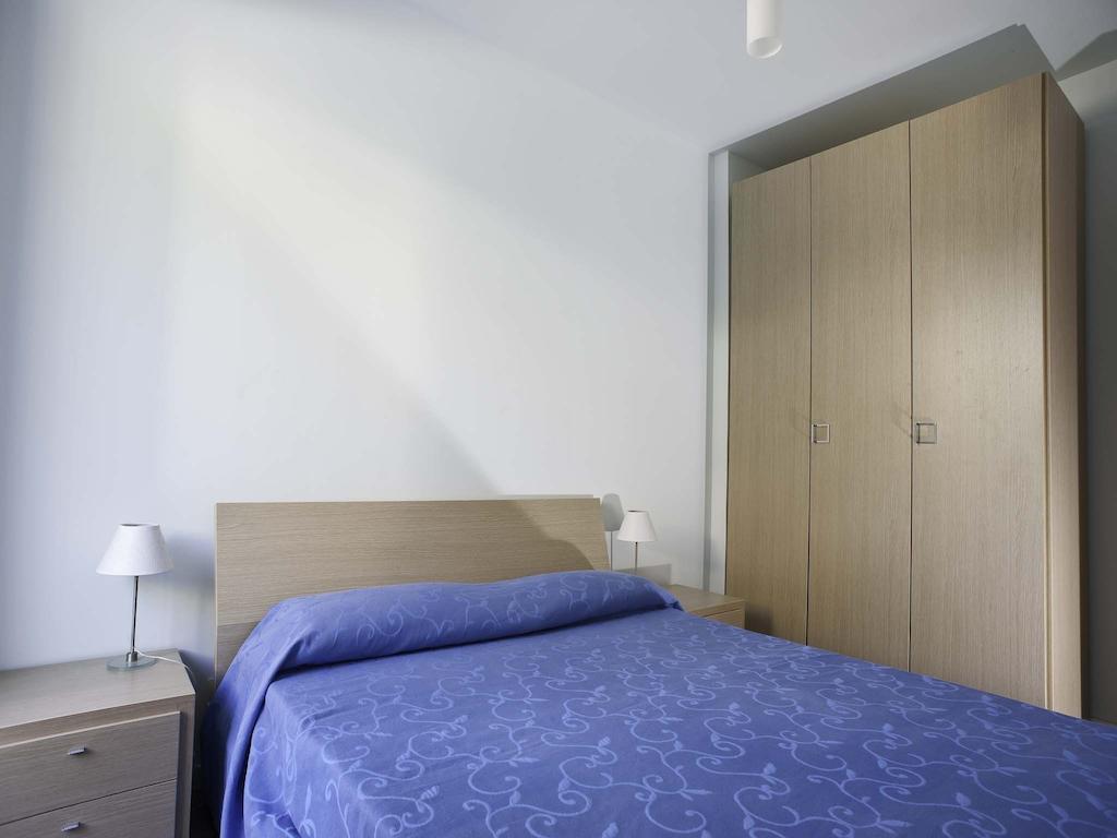 Апартаменти Dolce Mare Марина-ді-Модіка Екстер'єр фото